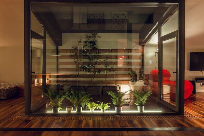 Royal Apartments Grecheskaya 25