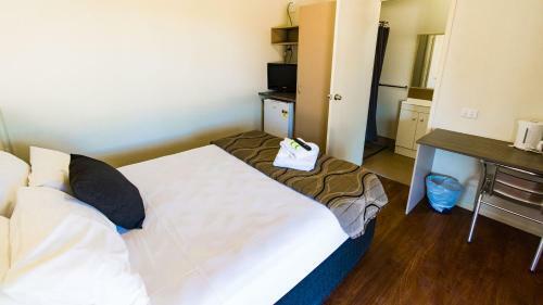 Motel Stay On Sullivan