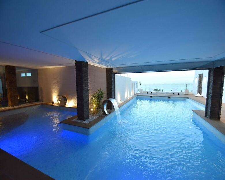 Villa Gaud� Vilanova House