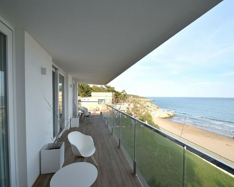 Villa Gaud� Vilanova House