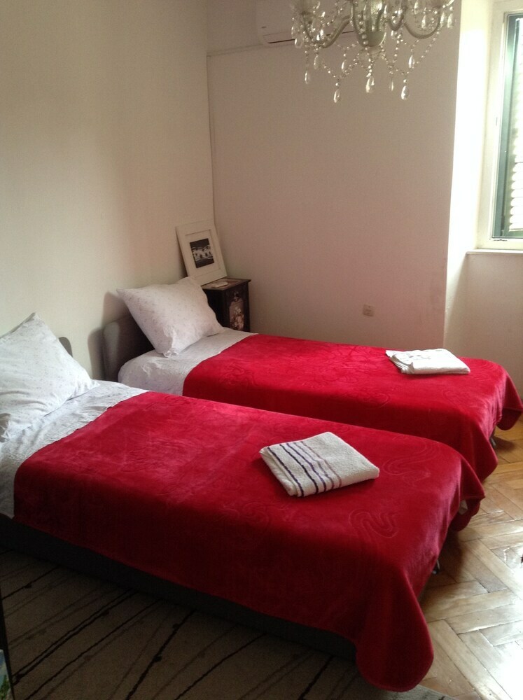 Apartamentos Madona Top Center