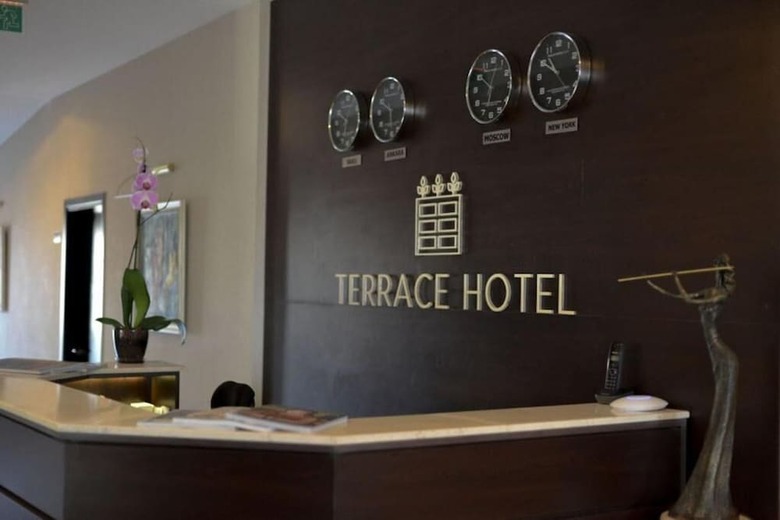 Check-in Terrace Hotel