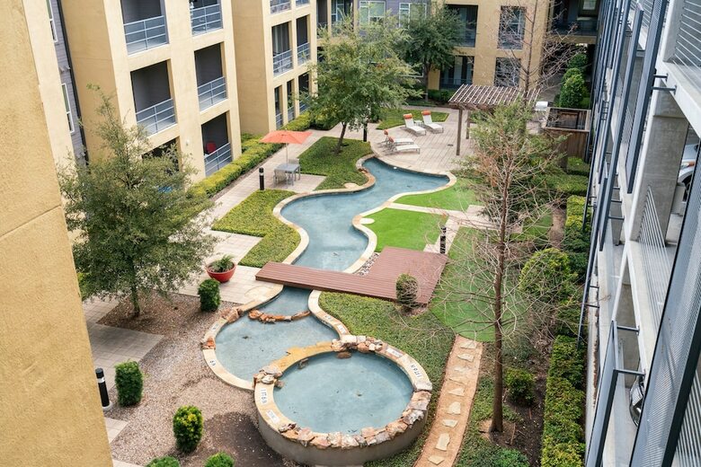 Kasa Dallas Medical District Apartments