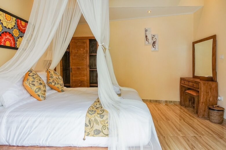 Janu Villa