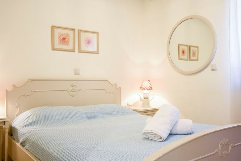 Areos Galaxy Apartments With Beach View