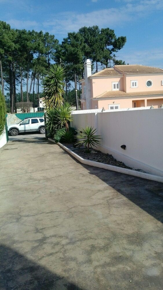 Hotel Bouganville Guest House