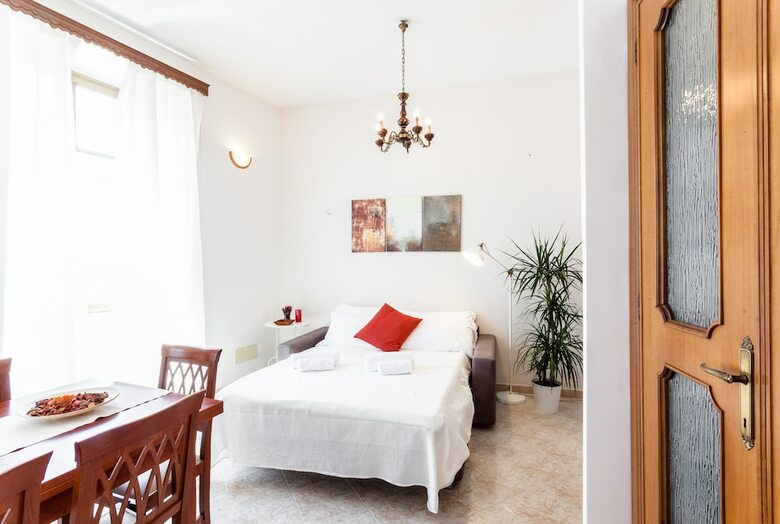 Redseven Rome Apartment