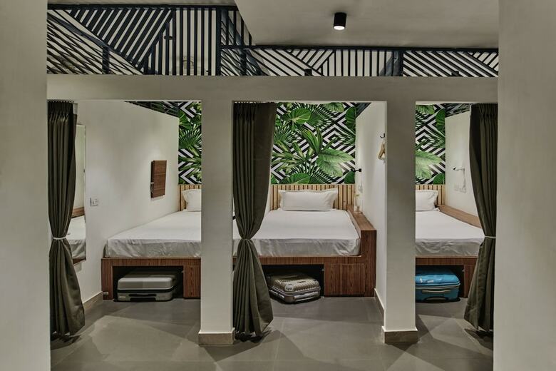 Hostal Minimalist Poshtel And Suites
