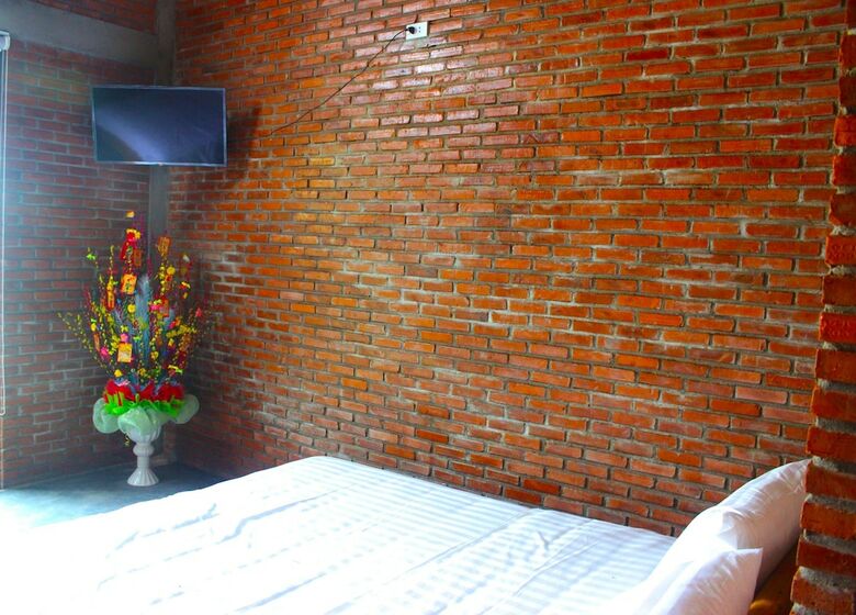 Hotel Ba's Garden Beachside Homestay