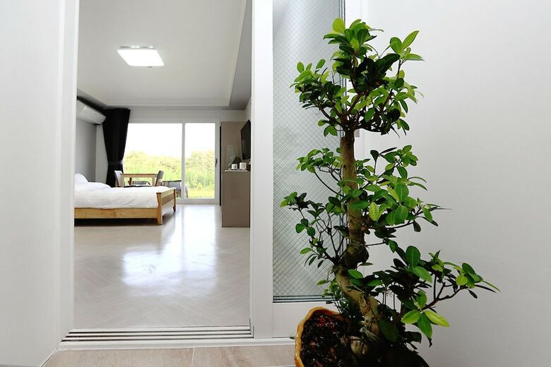 Horang Horang Pension