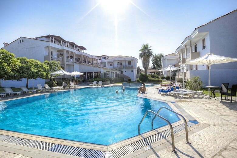 Hotel Acrotel Lily Ann Village