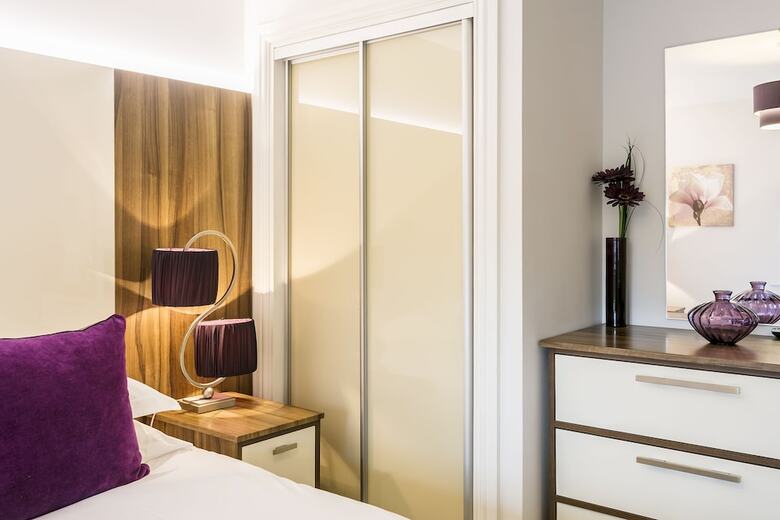 Golf Apartment @ Carus Green
