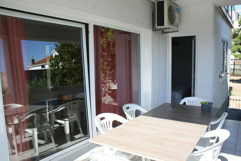 Apartments Anita Vodice