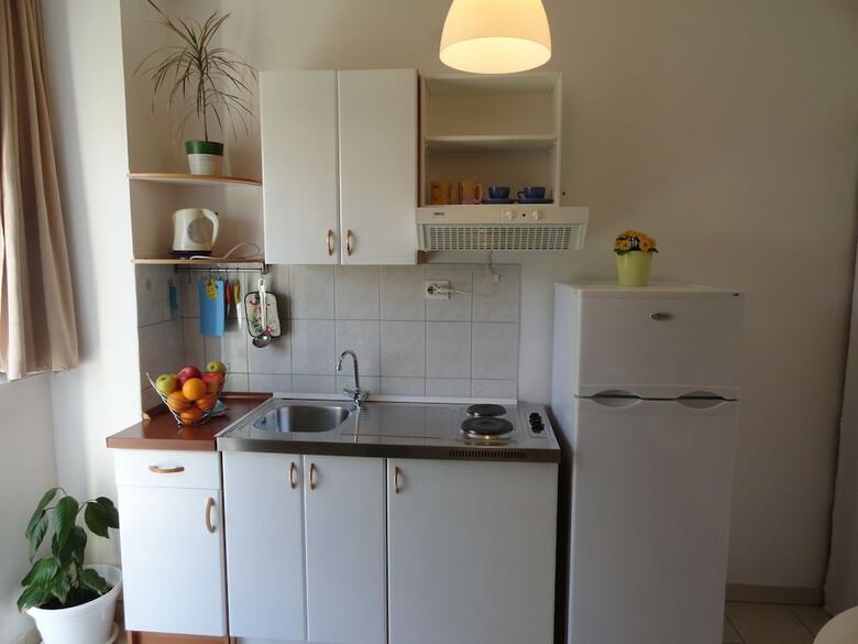 Apartmani Dragovi? Brodarica