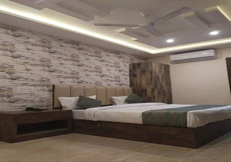Hotel Janki Inn Varanasi