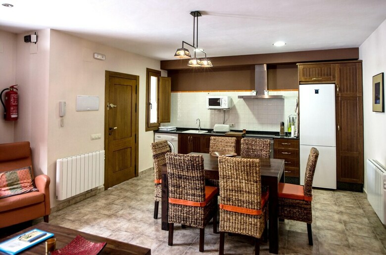 House With 3 Bedrooms In Talayuelas, With Wonderful Mountain View, Furnished Terrace And Wifi