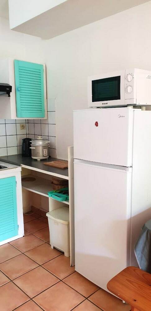 Apartamento Studio In Saint-pierre, With Enclosed Garden And Wifi