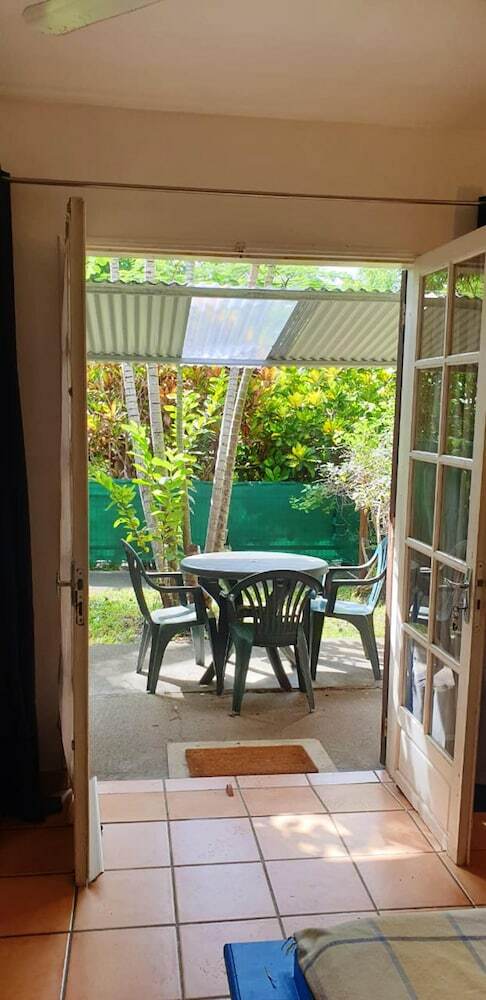 Apartamento Studio In Saint-pierre, With Enclosed Garden And Wifi