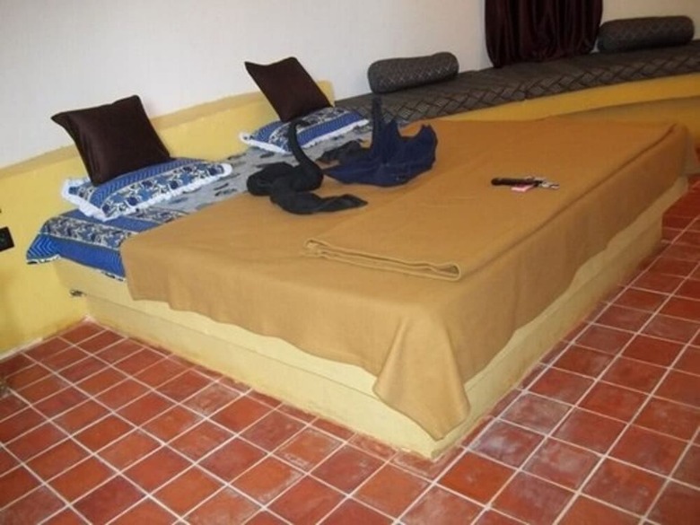 Hotel Shyam Farm House And Resort