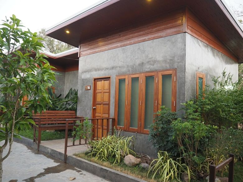 Hotel Nawiengkae Riverview Resort
