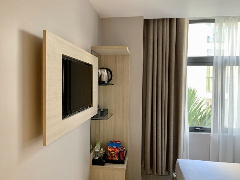 Holiday 2 Hotel