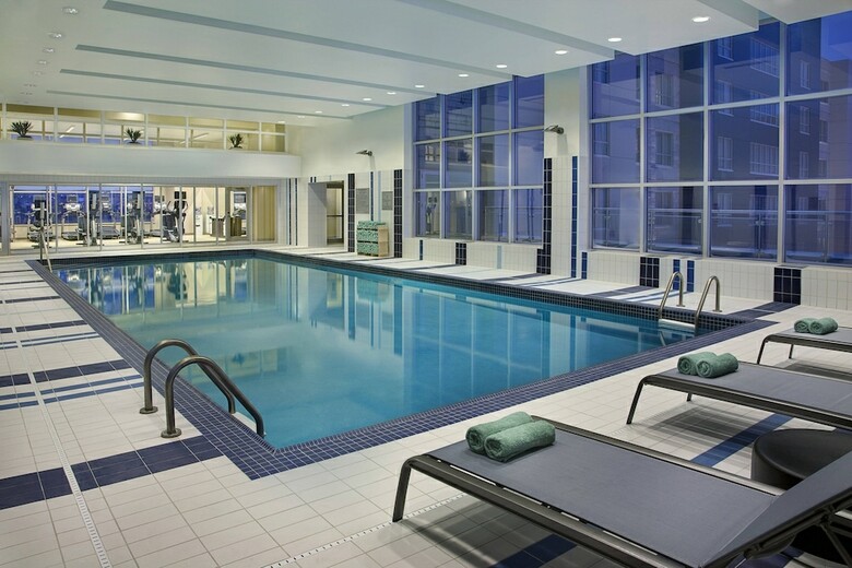 Hotel Courtyard By Marriott Calgary Airport