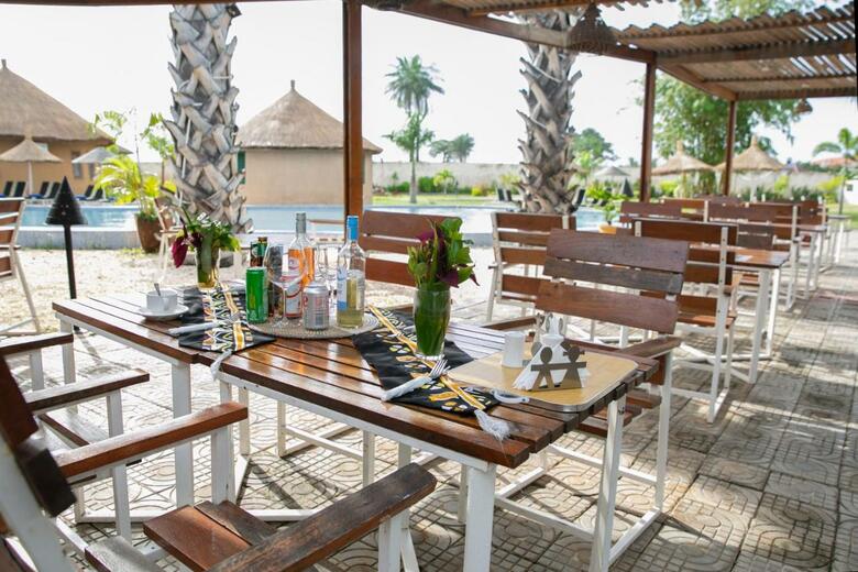 Hotel Bamboo Village Resort