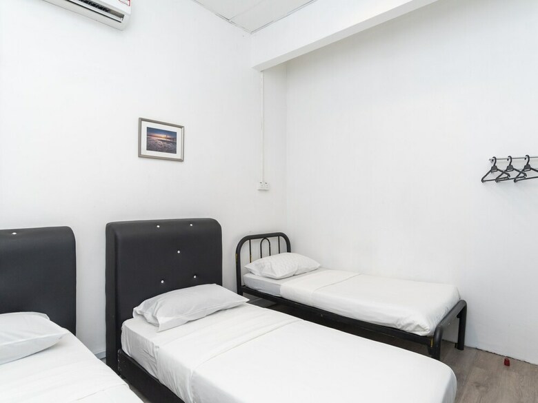 Hotel Spot On 89833 Blue Avenue Backpackers