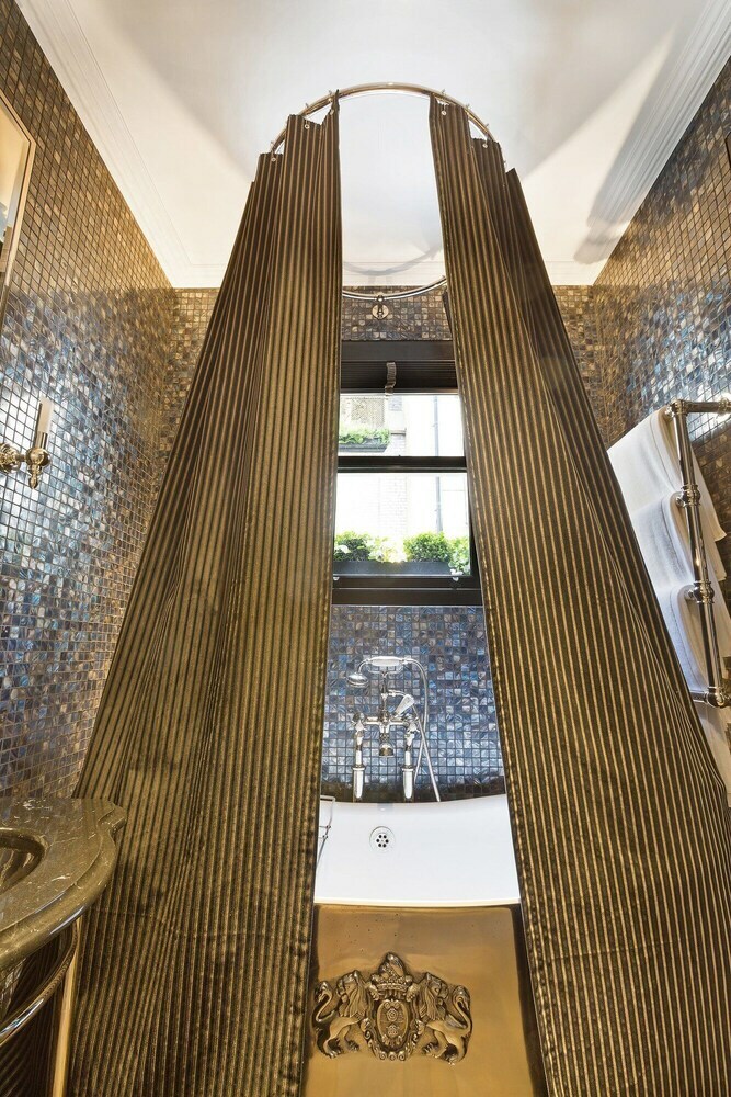 Luxury Apartment In Knightsbridge