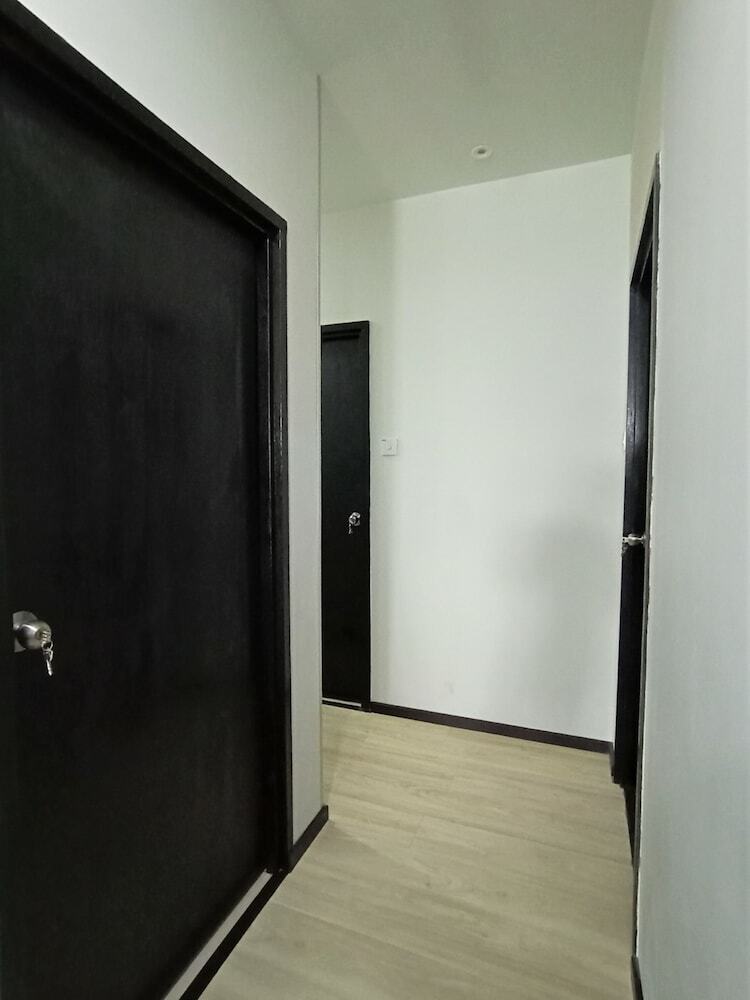 Hotel Spot On 89838 Lm Residence
