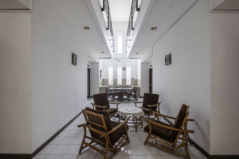Hotel Oyo 1608 Feby Maisonatte