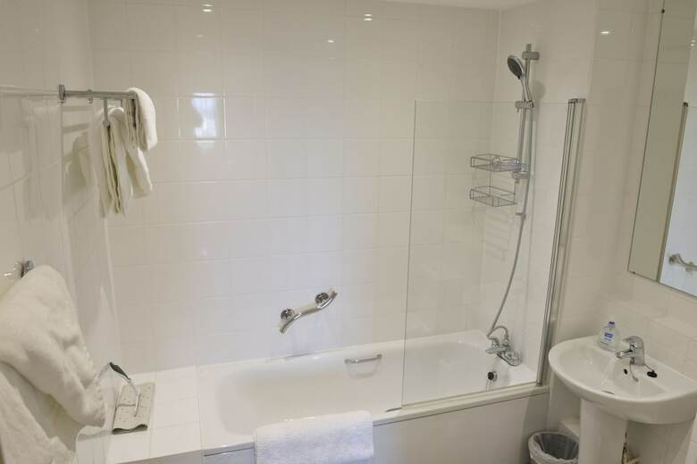 Toothbrush Apartments Waterfront - Adults Only