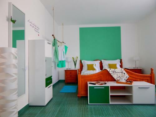 Apartments & Rooms Marinka
