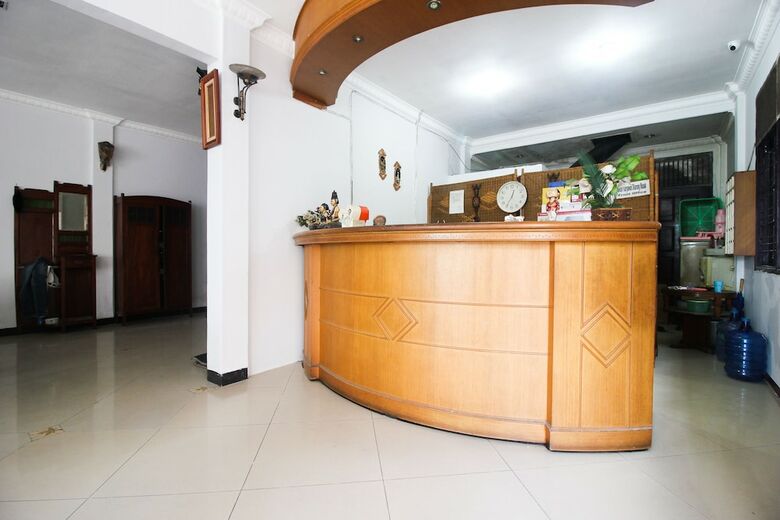 Hotel Spot On 2721 Wisma Dahlia