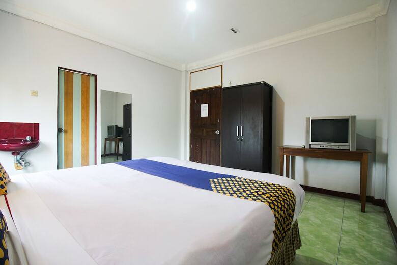 Hotel Spot On 2721 Wisma Dahlia