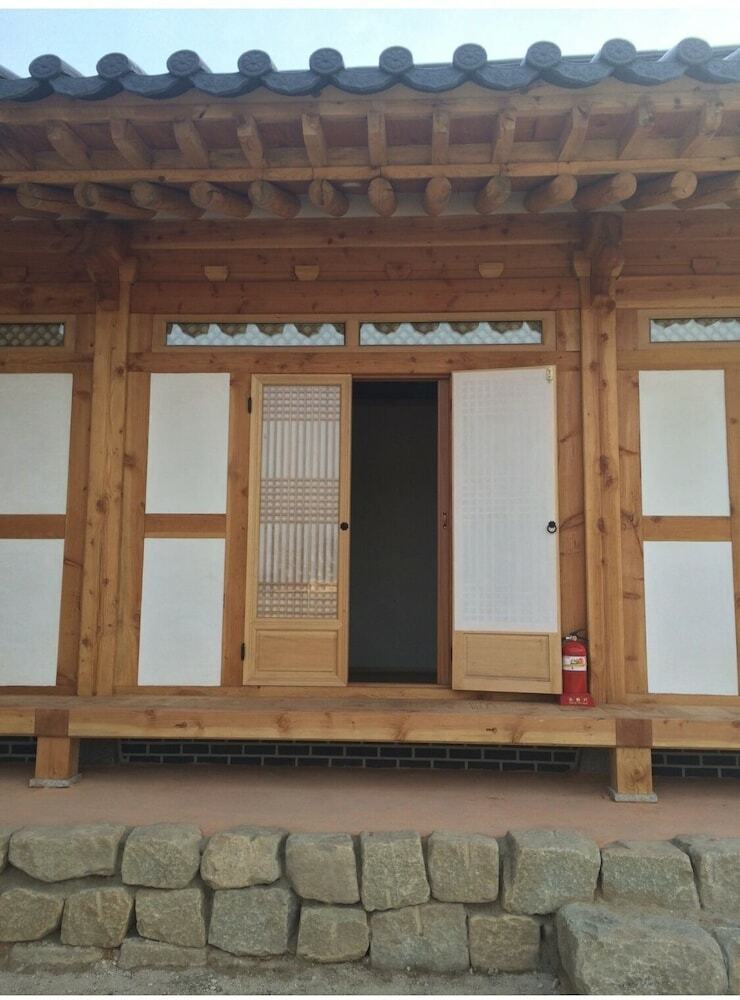 Hotel Hanoksollang