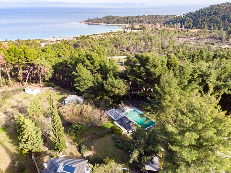 Villa Azzurro With Sea View And Private Pool