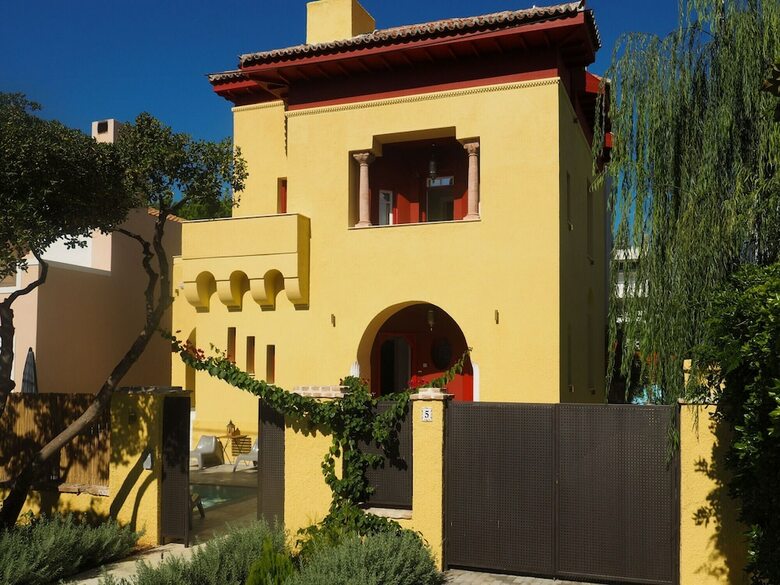 B Residence Coastal Villa With Pool