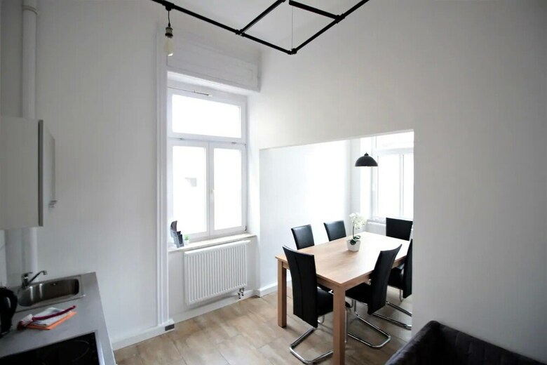 Hotel Ger�umiger Altbau F�r Gro�e Gruppen