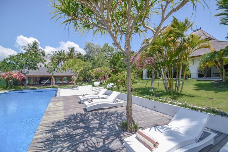 Villa Veluvana Garden Estate