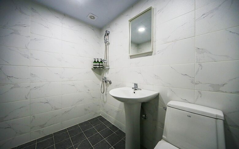 Hostal Adios - Hostel