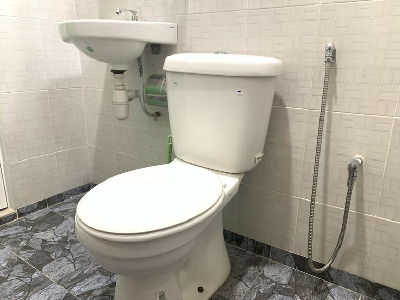 Hotel Oyo 90005 Dc Villa Guest House