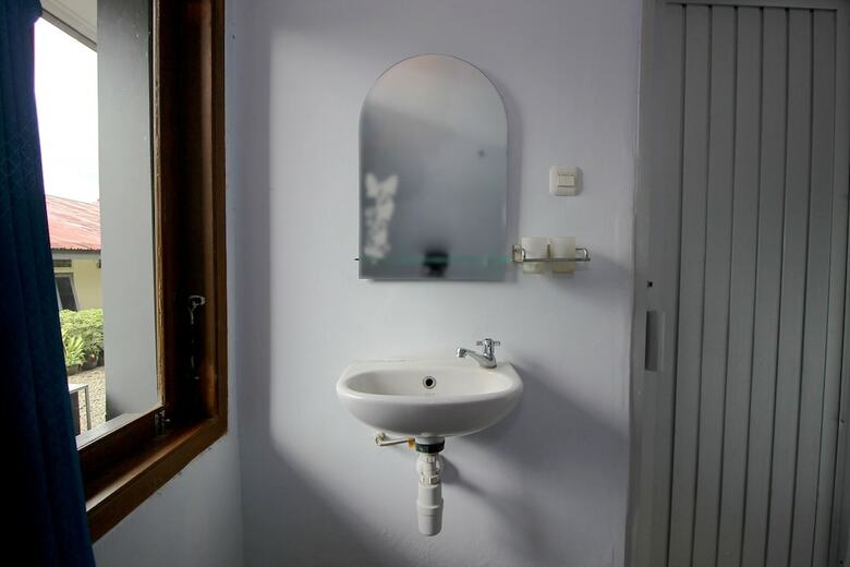 Hostal Spot On 2842 Hotel Rindu