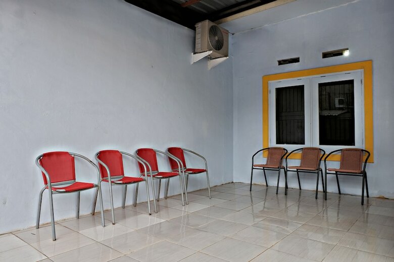 Hostal Spot On 2742 R5 Homestay