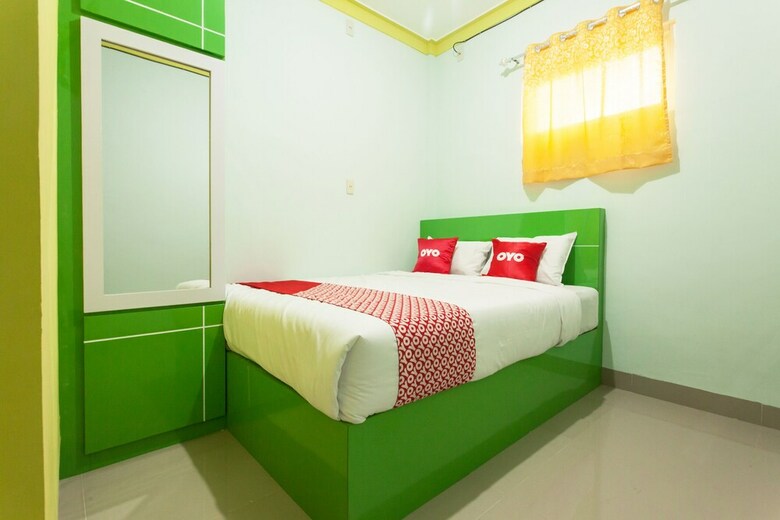 Hotel Oyo 1763 Dinda Residence