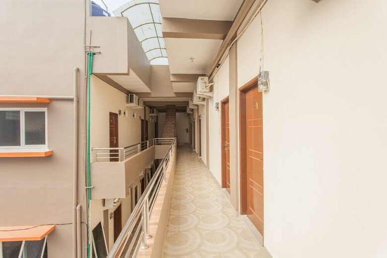 Hotel Oyo 1763 Dinda Residence