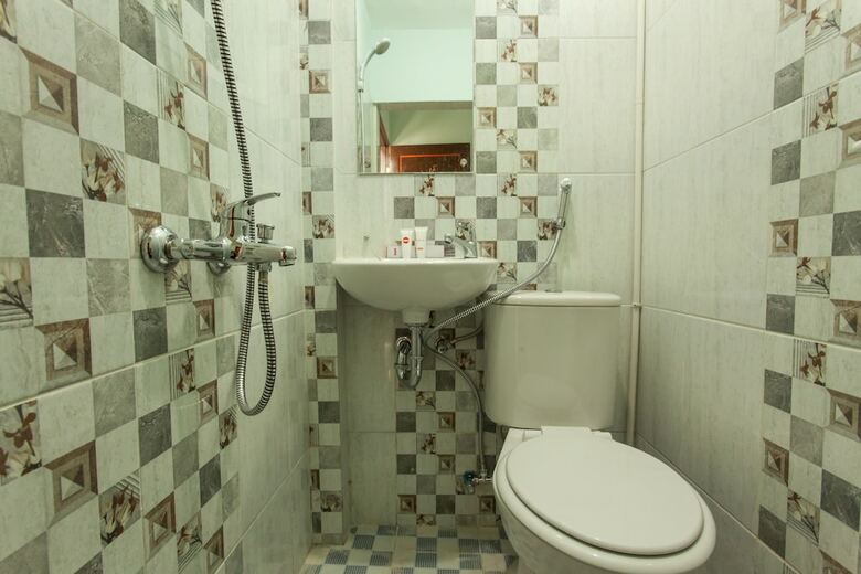 Hotel Oyo 1763 Dinda Residence