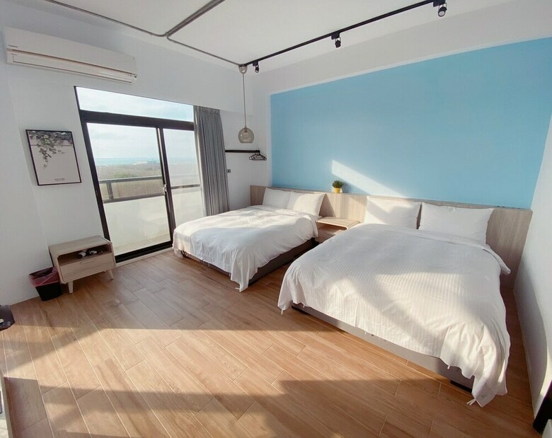 Hotel Blue & Travel III