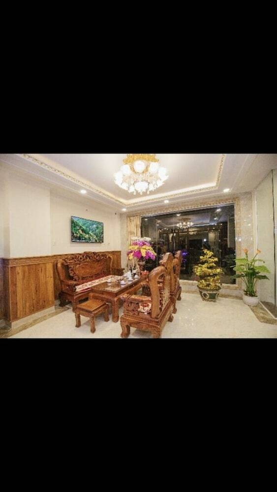 Linh Lan Hotel