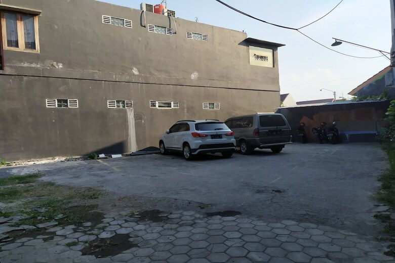 Hotel Yulia Guesthouse